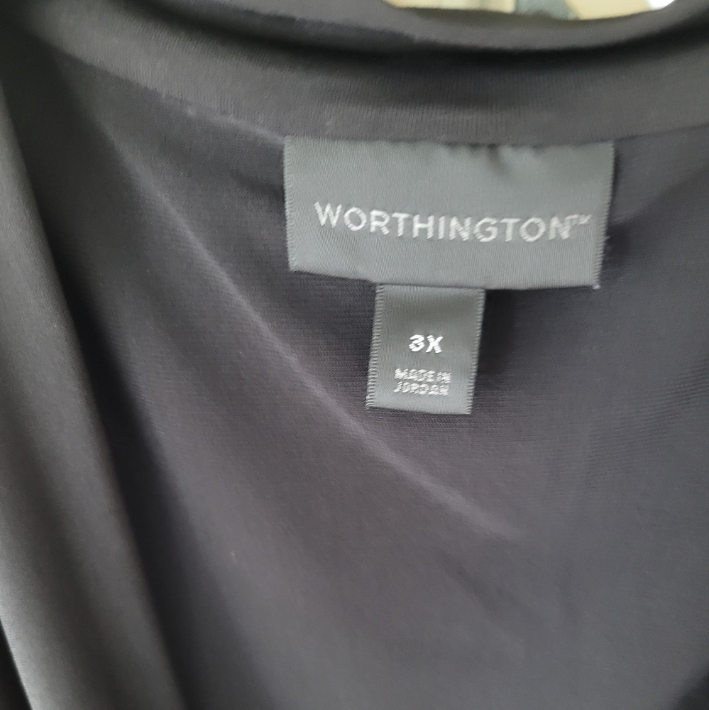 Worthington basic black dressy top w/ side ruching, draping scoop neck size 3X - Picture 2 of 6